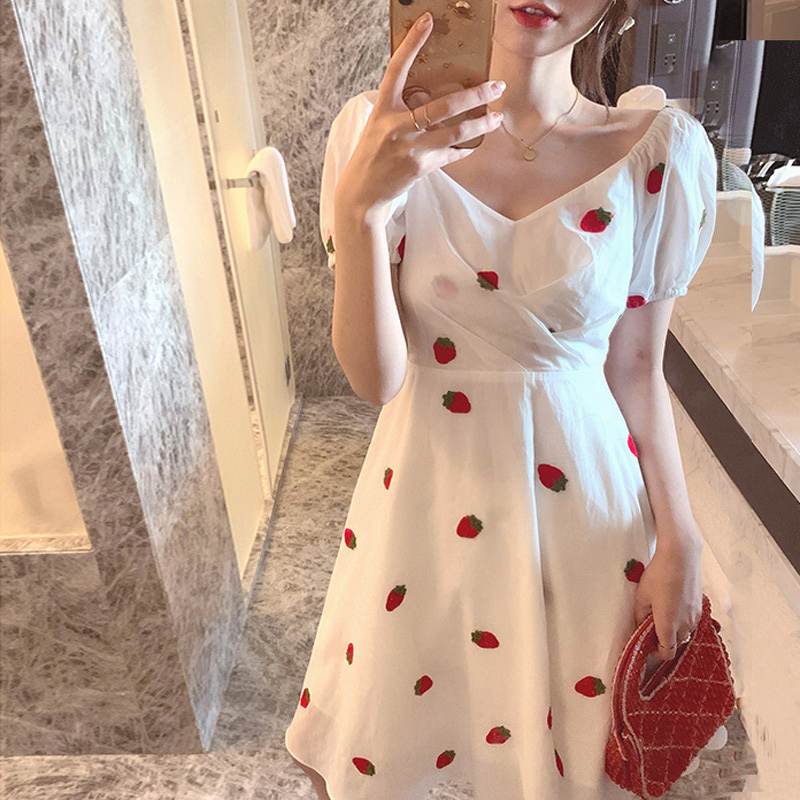  Favorite shopping cart+White strawberry, dress  