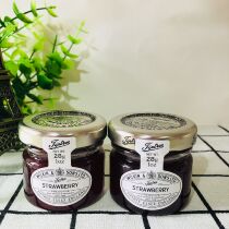 British imported Tiptree Ti tree jam raspberry Cherry wedding honey hand gift 28g * 72 bottle whole box