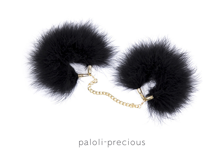 Alice's lovely feather cute day handcuff bracelet