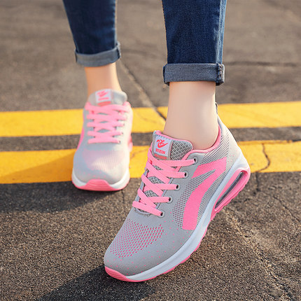 2017今年新款冬天女孩子穿运动鞋初中高中女