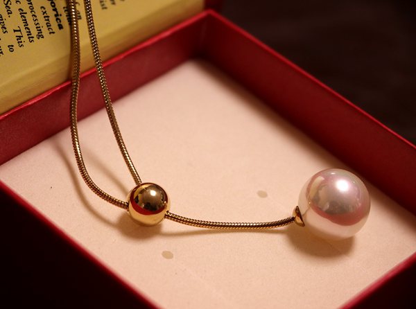 Spanish Royal Royal Card Exquisite Temperance Long Sweater Chain Recommended Beautiful~