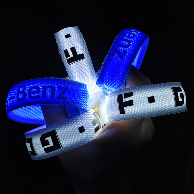 Concert ສະຫນັບສະຫນູນສາຍແຂນ Fluorescent, Disco Bar, LED Luminous Wristband, ແລ່ນກາງຄືນ, Flashing Night Aperture, ປັບແຕ່ງ