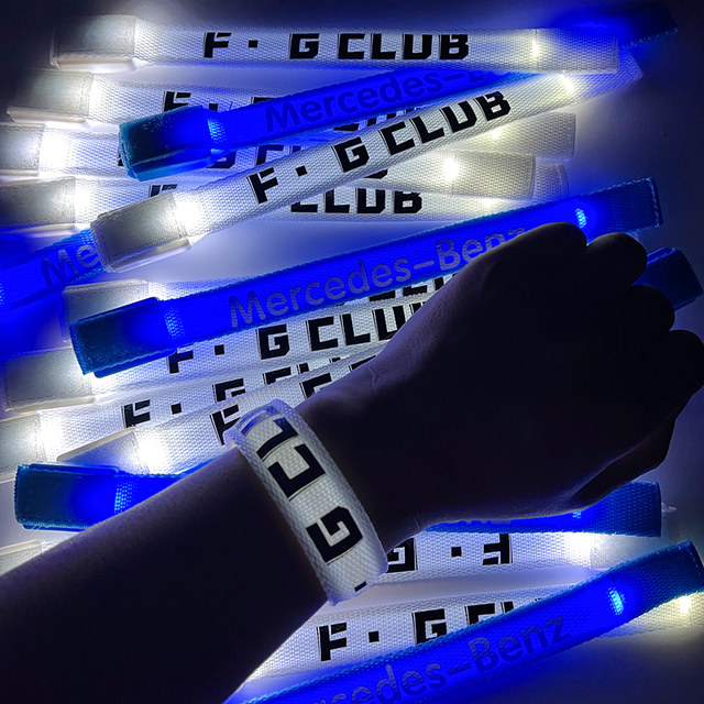 Concert ສະຫນັບສະຫນູນສາຍແຂນ Fluorescent, Disco Bar, LED Luminous Wristband, ແລ່ນກາງຄືນ, Flashing Night Aperture, ປັບແຕ່ງ