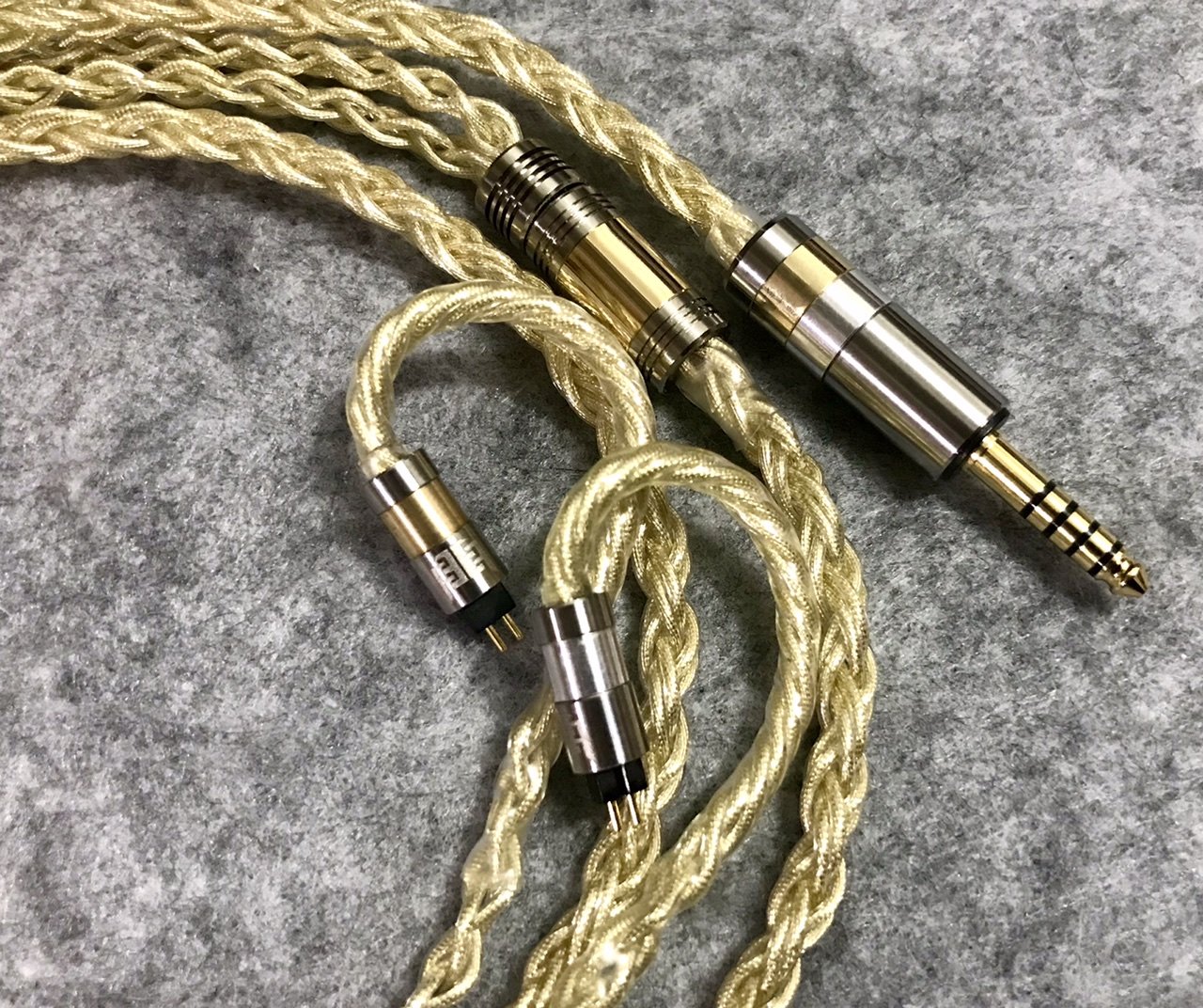 Gold Feng 2 pure silver gilded foil headphone upgrade line 4 4 balances gold and silver bronze 0 78 MMCX upgrade line