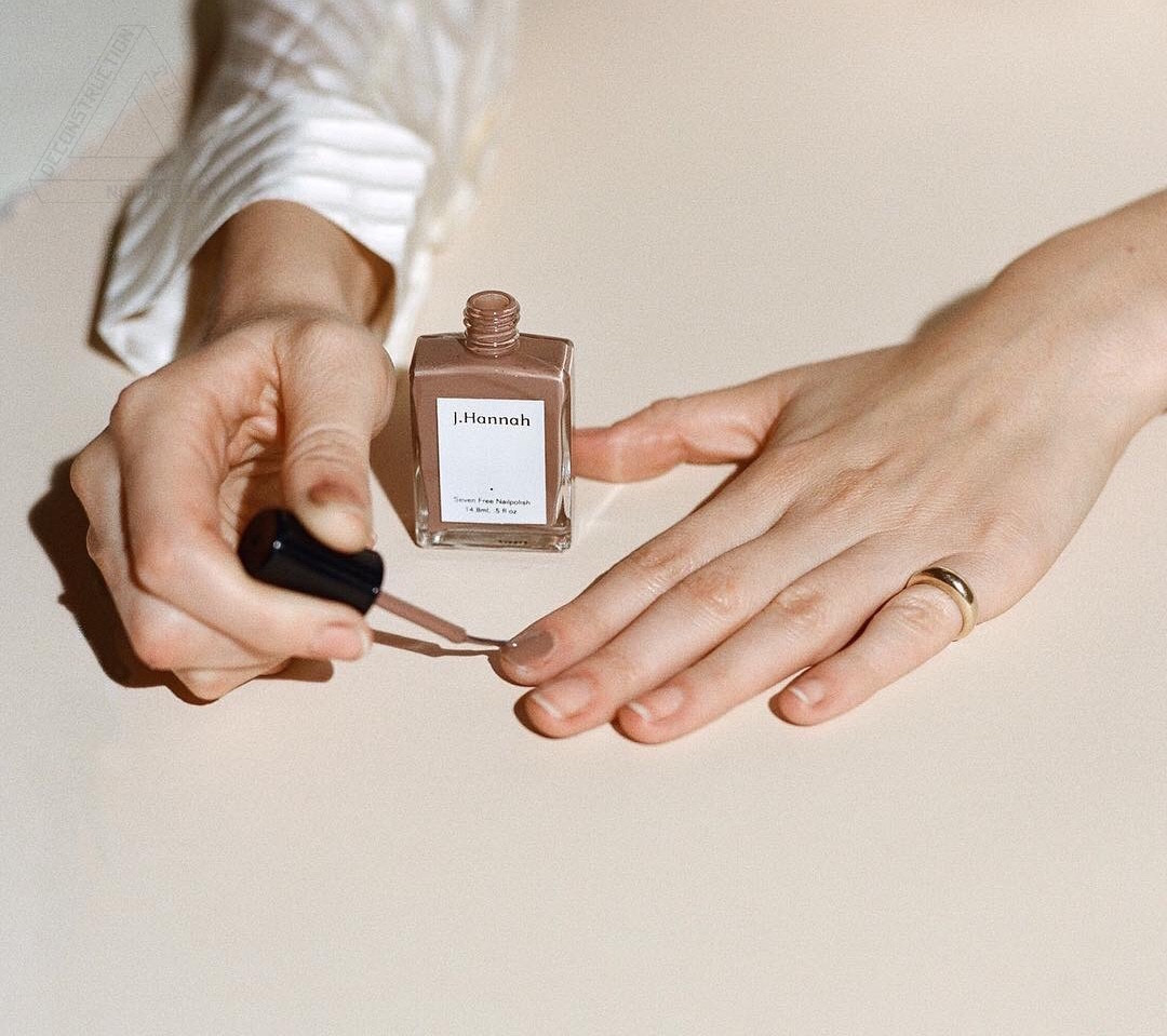 [USD 53.43] (In stock) USA J Hannah Nail Polish 05oz met Mini Set