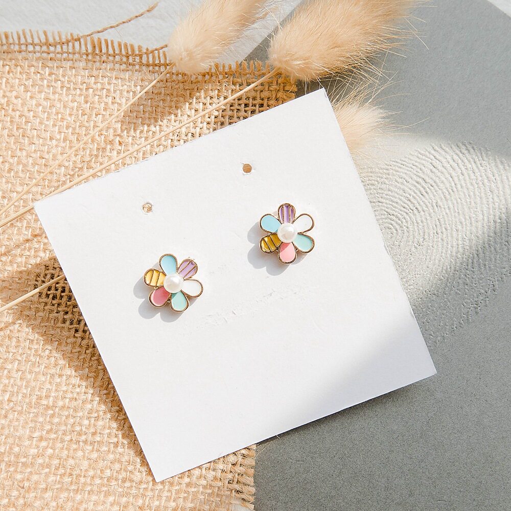 Korean version of the new fashion simple rainbow ear needle Women's personality temperament is thin ins wind student cute small ear needle