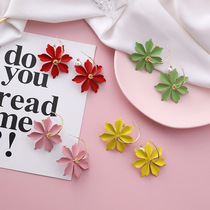 Hanging earrings temperament Net red earrings earrings earrings Pearl petals earrings female s925 silver needle earrings