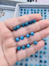 Серьги 天然蓝磷灰耳钉磷灰石原石耳钉耳坠圆珠爱心月亮五角星耳饰925银