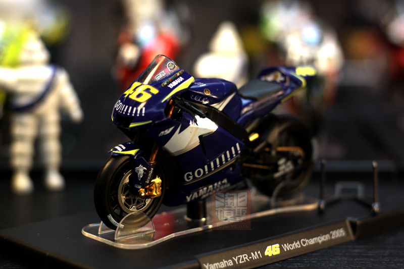 1:18 Mô hình xe máy GP Series Yamaha YAMAHA Giải vô địch đua xe hàng năm Mô hình tĩnh mô hình xe moto cao cấp