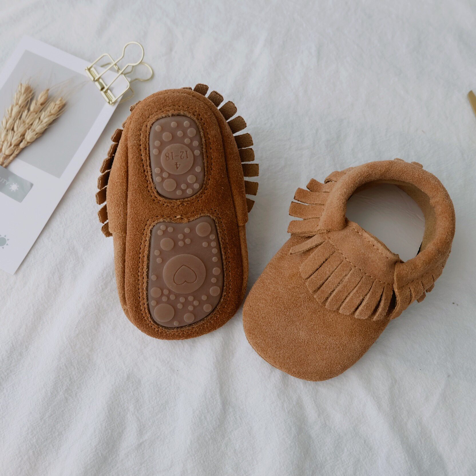 2022 Spring Autumn Baby Genuine Leather Small Leather Shoes Soft Bottom Non-slip Room Handmade Shoes Baby Learn Walking Bull Leather Shoes INS Wind