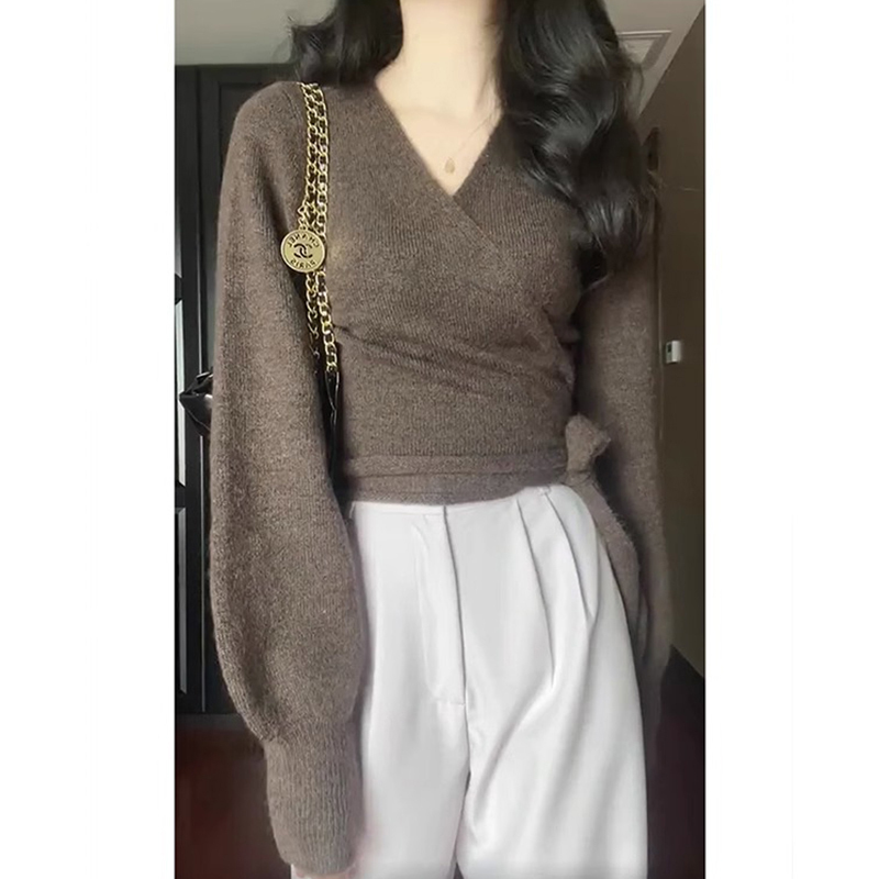 Brown Cross V-Neck Knitted Base Shirt for Women, Autumn and Winter, Irregular Tie, Unique Sweater, Inner Layer, Waist-Cinching Top