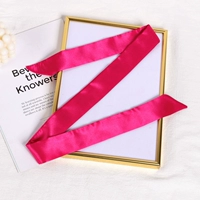 Роза красная