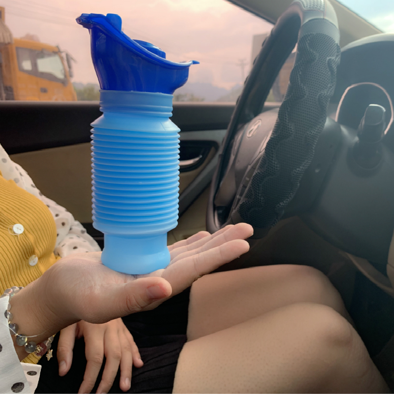 Car portable urinal lady household tourist stand emergency urine kettle car on elderly children's urine