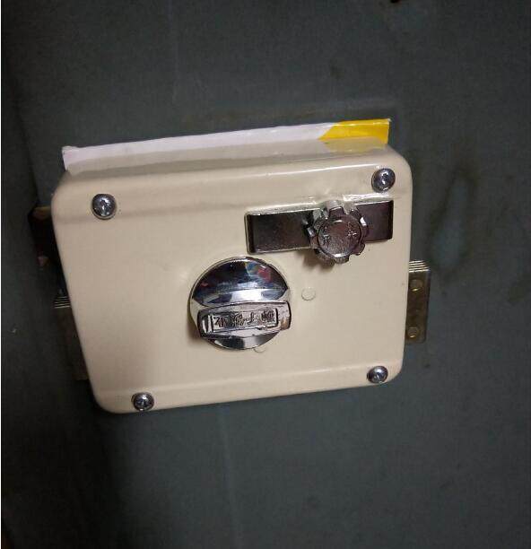 Old-fashioned door lock, old-fashioned Panpan anti-theft door lock, large chain factory, cross door lock with C-level lock cylinder