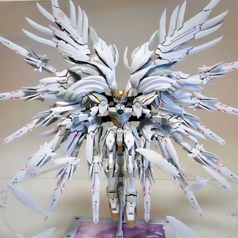 Special Offer! Gundam Model [Only the Nine Models Shown in the Picture] with Wings and Free Stand, Assembled Display Piece as a Gift