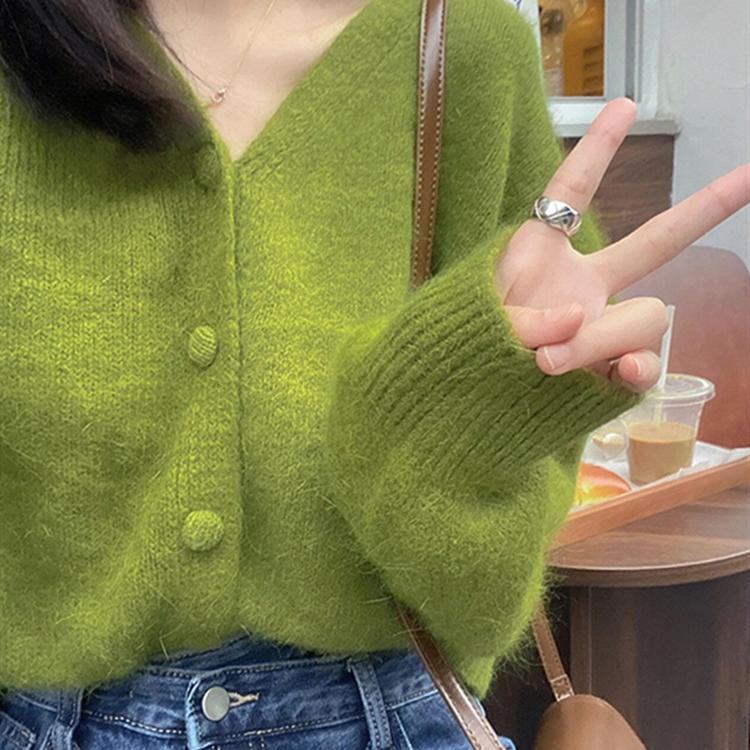 Spring Avocado Green Knitted Cardigan for Women, High-End, Lazy Style, Outerwear Sweater, Retro Soft V-Neck Top