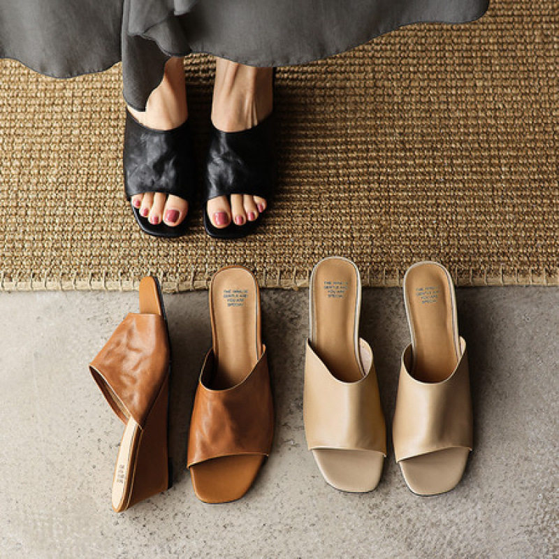 First-Layer Cowhide Open-Toe Wedge-Heeled Slippers for Women, Summer Outdoor Wear, Comfortable Soft-Soled Mid-Heel Sandals, Genuine Leather Casual Sandals