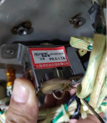 适用于合肥华泰立式压力蒸汽灭菌器LX-C50L型温控器浔阳P0.5-1.7A