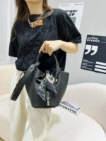 Черная пони, бретели, серебро 18 пробы, из натуральной кожи