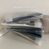 Четыре!9.9rmb | Антибактериальная зубная щетка мягкая, клейкие, мягкие волосы, маленькая защитная голова -резинка Семейство зубной щетки