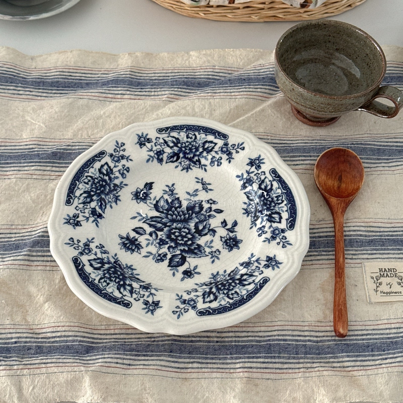 Nikko Retro European-Style Vintage Blue and White Underglaze Dessert Plate Jewelry Plate Tableware Plate Nikko Retro European-Style Vintage Blue and White Underglaze Dessert Plate Jewelry Plate Tableware Plate