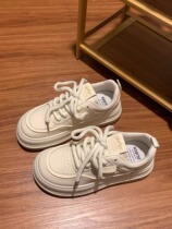 I am a working man and want to share some nice white shoes.