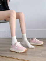 Love it~ Even if you are over 100 years old you can feel like you are stepping on shit. The color is so beautiful~