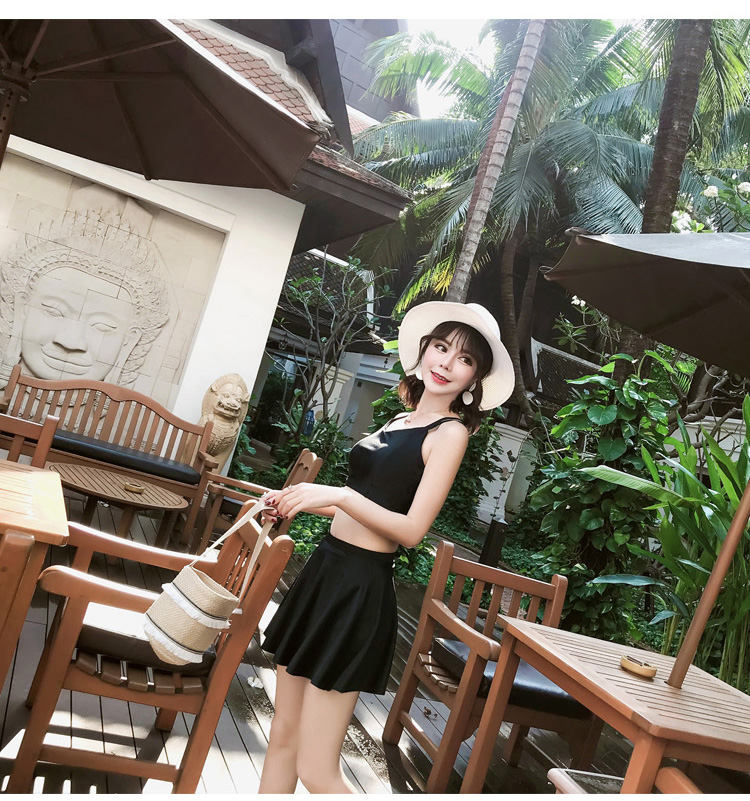 Áo tắm nữ ba mảnh chia váy bảo thủ che bụng Hàn Quốc dễ thương suối nước nóng áo ngực nhỏ ngực nhỏ đồ bơi tươi - Bộ đồ bơi hai mảnh bikini 2 mảnh màu đen	