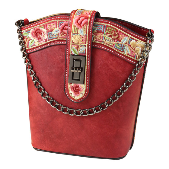 2024大牌高级感流浪包水桶包2023新款刺绣复古真皮手提单肩斜挎包