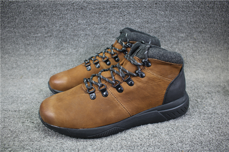 Foreign Trade Outlet High Class Real Cow Leather High Cylinder Outdoor Shoes Light Non-slip Shock Absorbing Full Leather Hiking Climbing Shoes