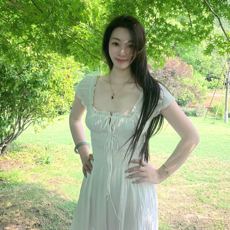 Xu Rui Zhi and Ma Si Chun's Same Style with Millions of Likes, Uo White Dress, White Moonlight Pure Cotton Pleated Square-Neck Long Dress Xu Rui Zhi and Ma Si Chun's Same Style with Millions of Likes, Uo White Dress, White Moonlight Pure Cotton Pleated Square-Neck Long Dress
