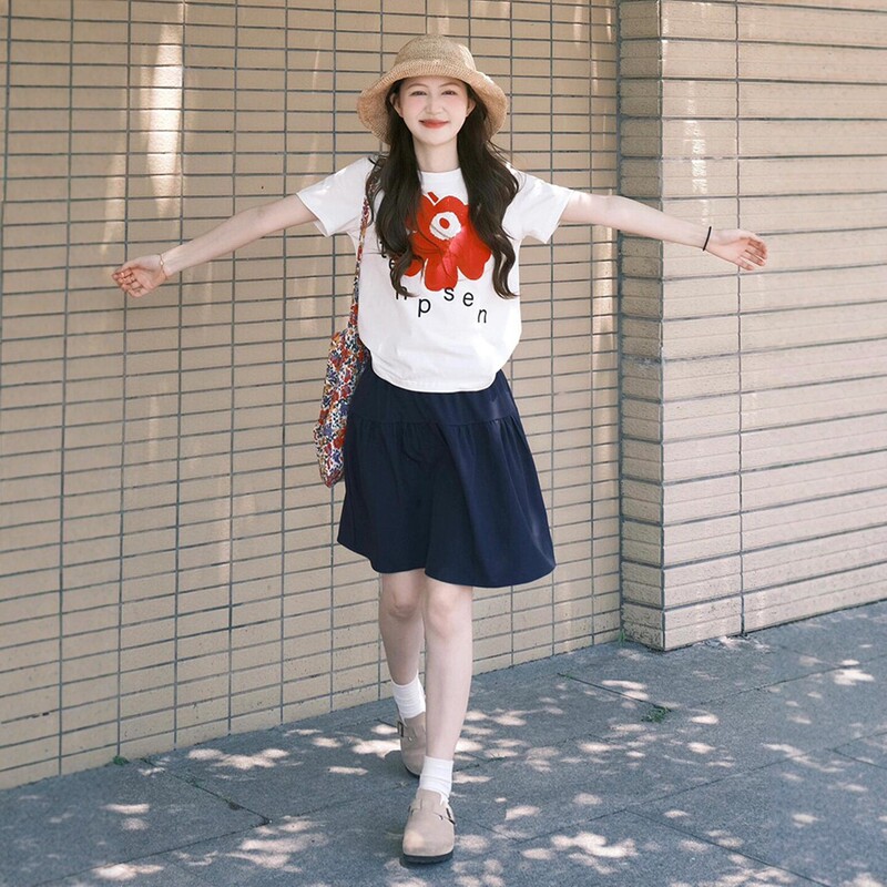 College-Style Girly Sportswear Suit for Women, Summer Korean Fashion, Age-Reducing Short-Sleeved Skirt, Casual Two-Piece Set