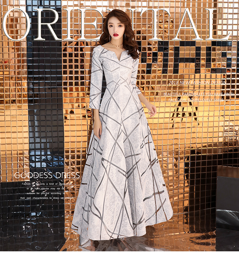 Robe du soir - Ref 3210548 Image 7