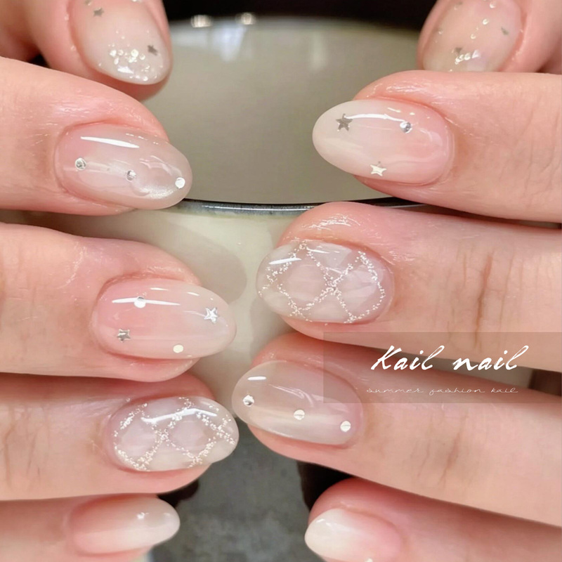 Kail Nail Handmade Nails, Diamond Star Pattern, High-End Plaid Gradient Color, Brightening, Wearable Japanese-Style Nail Art Kail Nail Handmade Nails, Diamond Star Pattern, High-End Plaid Gradient Color, Brightening, Wearable Japanese-Style Nail Art