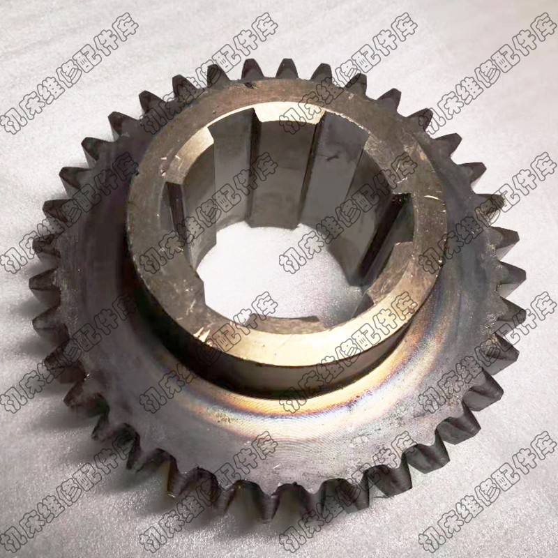 Shanghai Heavy Duty Machine Tool Factory C61100 C61125 Lathe Accessories Gear 20390 20319 20320