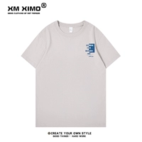 Синие буквы маленькая грудь логотип грудью серая