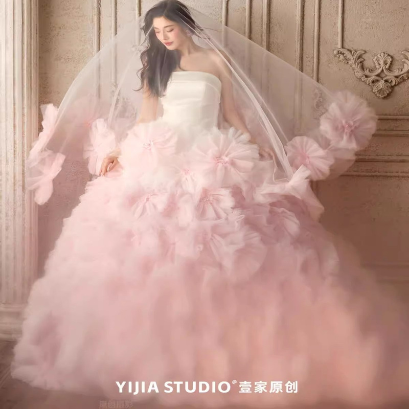 Princess Style New Photo Studio Theme Strapless Pink Floral Mesh Wedding Dress Female Dreamy Fairy Style Trailing Gown