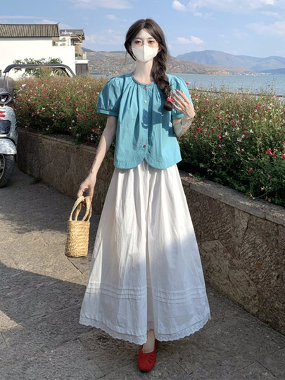 Cotton and linen short-sleeved top for women's summer 2025 new dopamine wear set French unique beautiful doll shirt shirt