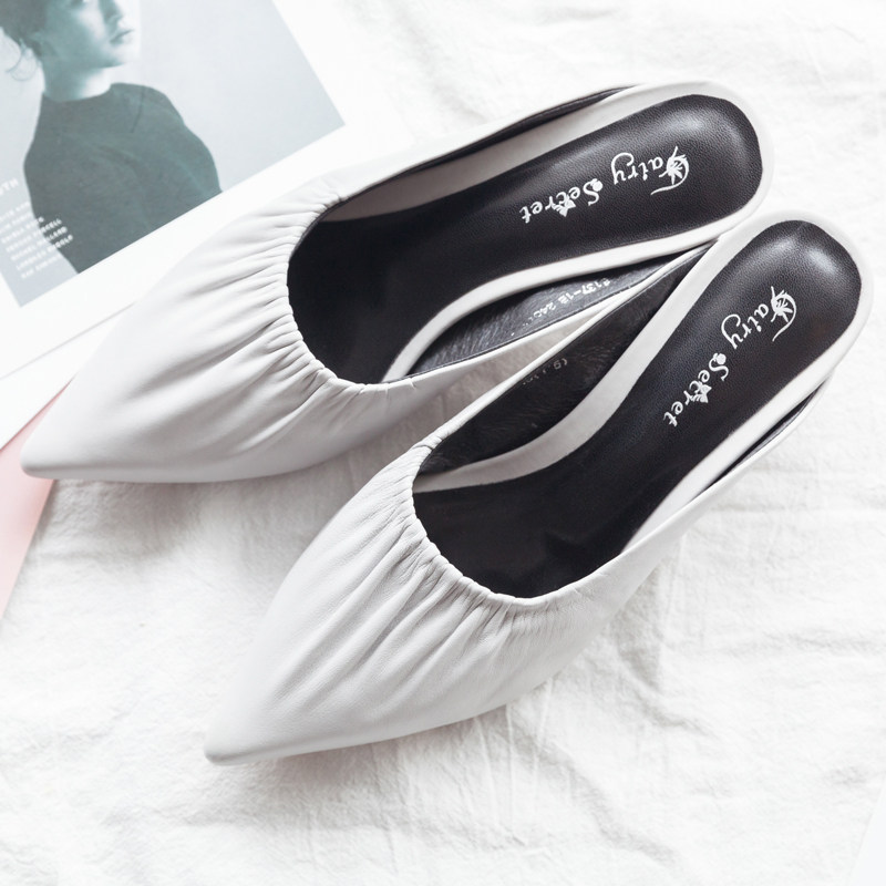 It's a good selection of a limited amount of sloth and a pair of shoes genuine leather goat leather shoes heel high 5CM18062673D