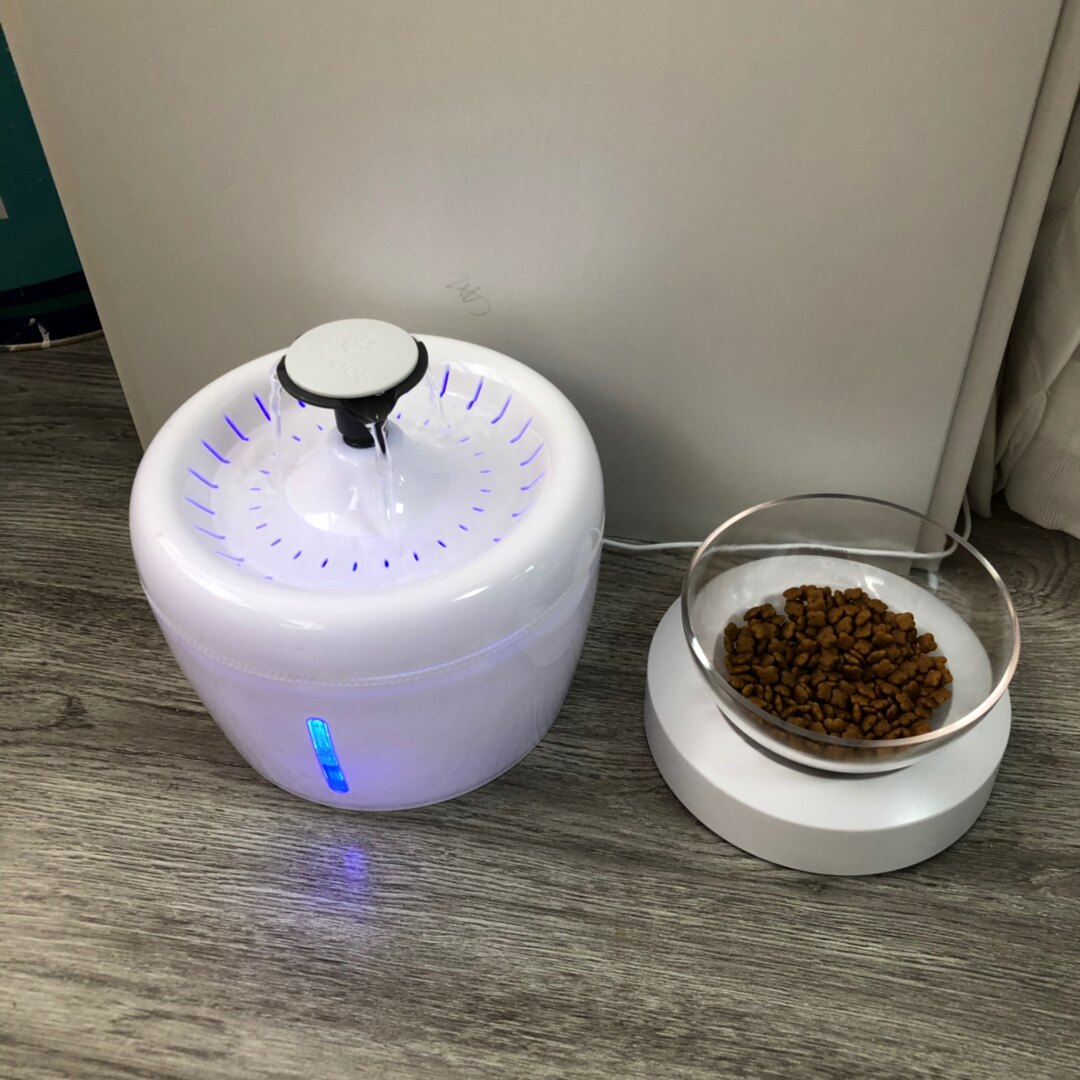Cat water dispenser pet dog water dispenser automatic circulation flow water dispenser filter water feeding artifact living water bowl