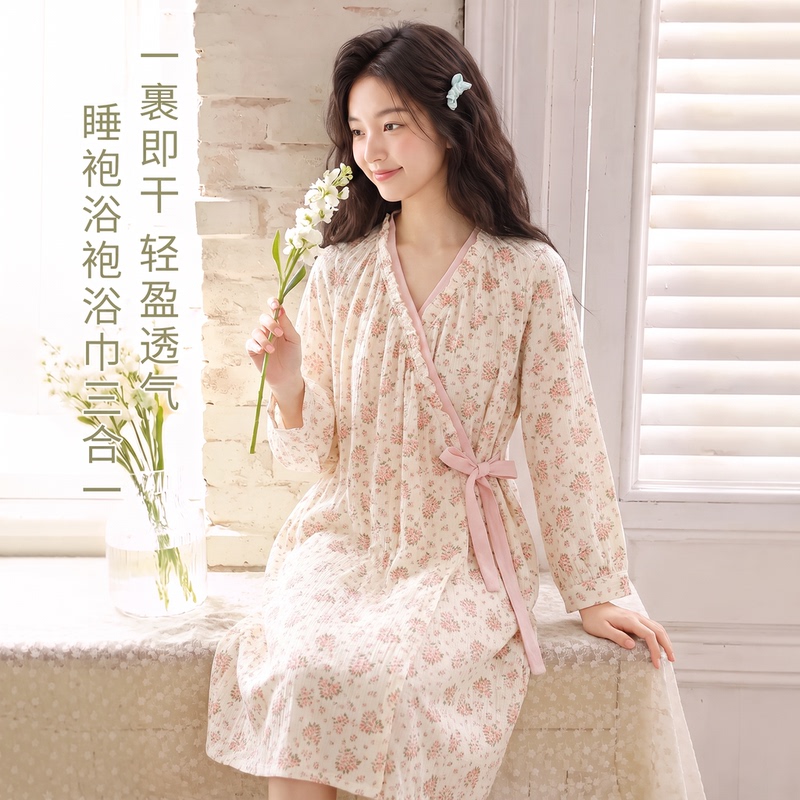 Butterfly-Themed Pure Cotton Bathrobe-Style Towel for Autumn and Winter, Pink Rose Butterfly Print, Long-Sleeved, Tie-Waist, High-End Bathrobe for Women