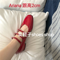 Big white custom 22 new Mary Jane shoes Ariana classic French retro three-button low-heeled flat-heeled shoes