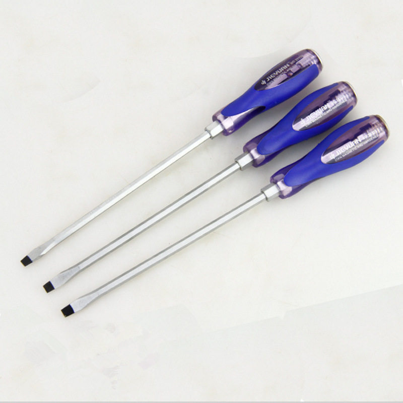 Wearing the core screwdriver shock screwdriver can smash industrial piercing hardware manual tool