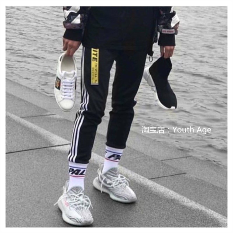 Cung điện châu Âu và châu Mỹ hoang dã thể thao cotton dài ống trượt ván hip hop Nhật Bản đôi tất vớ INS - Vớ thể thao bít tất