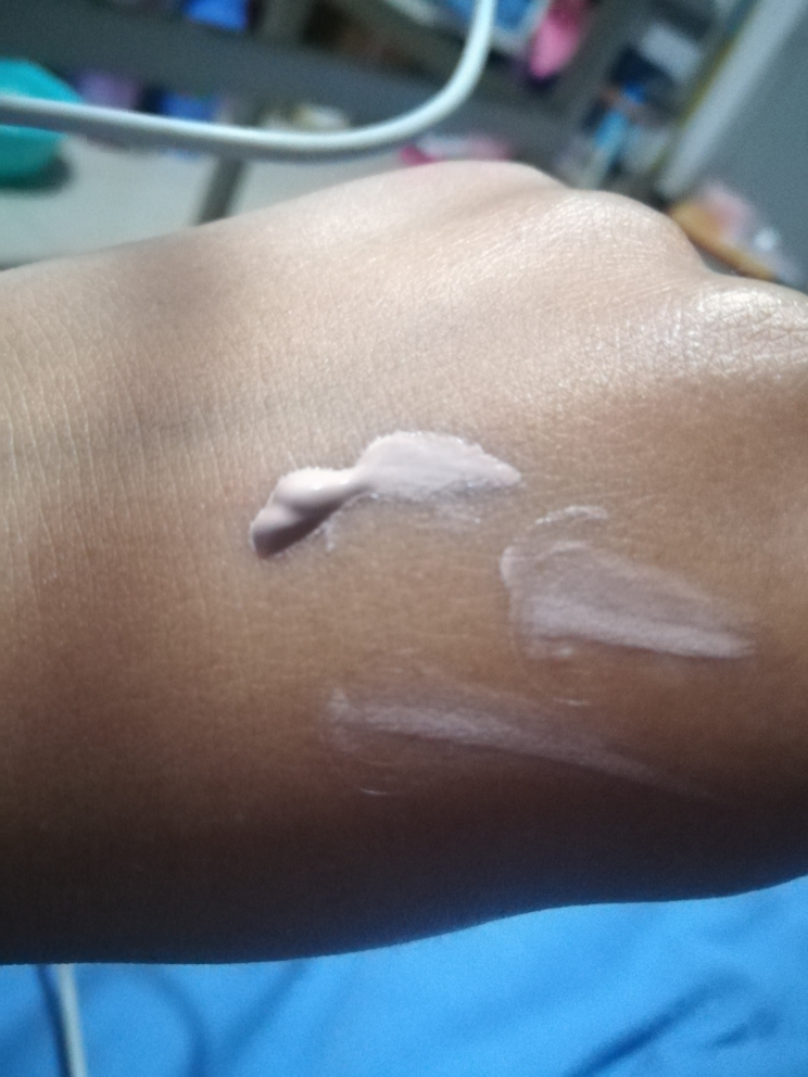 优理氏提亮莹润BB霜裸妆遮瑕强怎么样，好用吗？真实使用体验,第5张