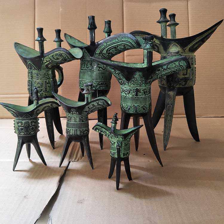 青銅器 青銅酒爵杯 帝王杯 酒樽 装飾品 現代工芸品 美術品 置物