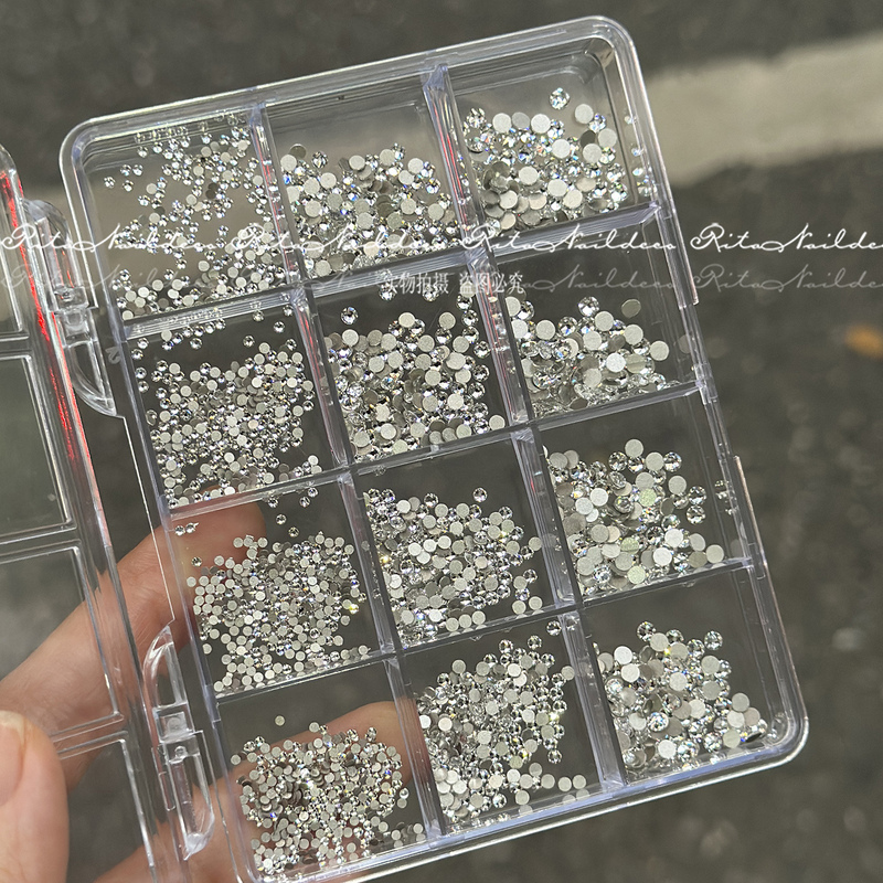 Ritanail Flat-Bottom 33-Cut Nail Art Rhinestones, High-Quality Shiny Nail Art Crystals, High-Quality Imitation Sparkle Ritanail Flat-Bottom 33-Cut Nail Art Rhinestones, High-Quality Shiny Nail Art Crystals, High-Quality Imitation Sparkle
