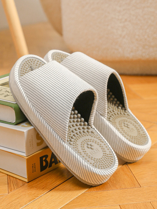 Japanese and Korean Couple's Non-Slip Massage Slippers with Particle Acupoint Soft Spikes for Foot Therapy, Home Use for Women, Indoor Men's Thick-Soled Spring and Summer Slippers