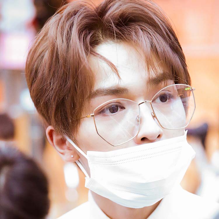 Kính gọng kính đỏ cá tính mặt tròn Hàn Quốc phong cách lớn mặt đa giác mỏng nữ cận thị khung mắt nam gọng kính nam