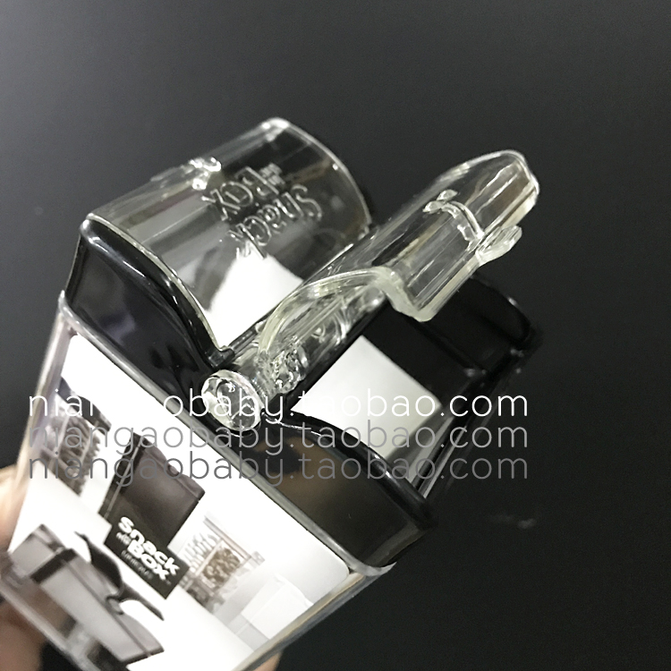 Snack in the Box Children in Canada portable storage segregated food with lid snack dry fruit box